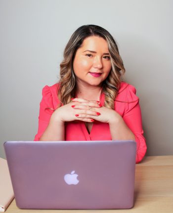 alina-finta-laptop