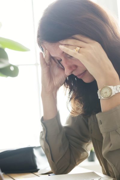 Caucasian woman with migraine